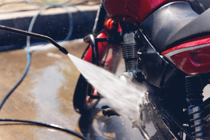 Best Bike Wash in Delhi Detailing Devils Mayapuri Lajpat Nagar Vasant Kunj Golf Link