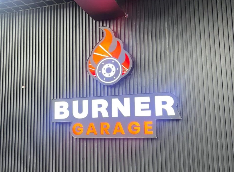 Detailing devils Burner Garage
