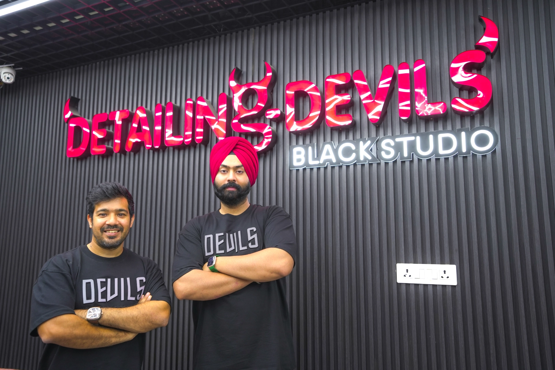 Detailing Devils Black Studio Pitampura