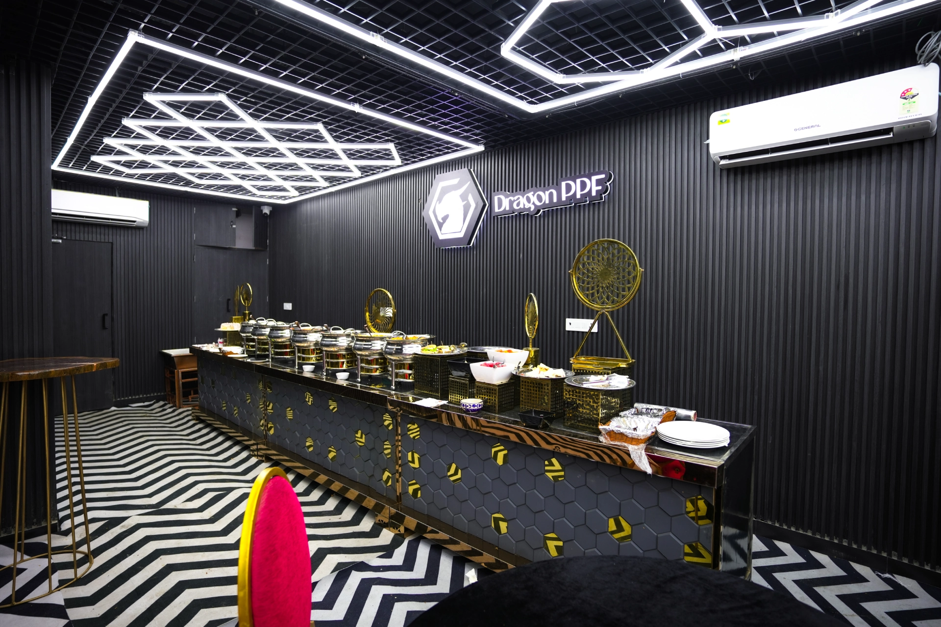 Detailing Devils Black Studio Pitampura